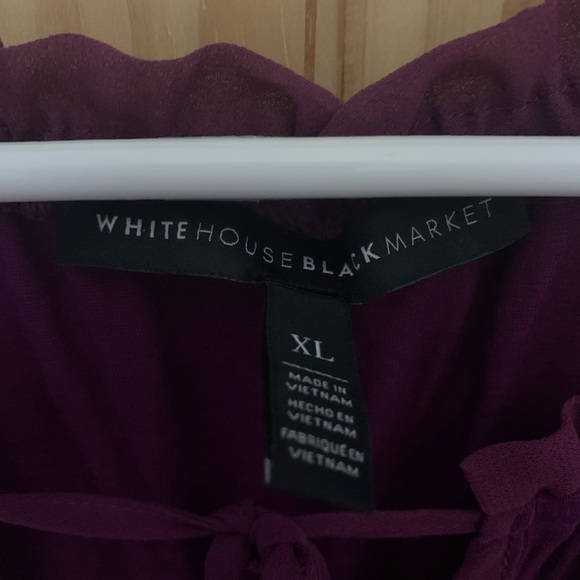 WHITE HOUSE BLACK MARKET peasant style blouse. - Picture 2 of 3